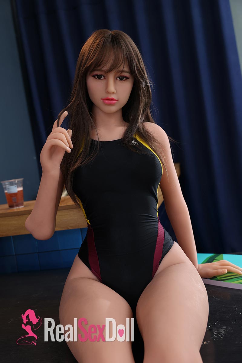161cm /5ft3 Asian TPE Sex Doll Kaylee vista 4