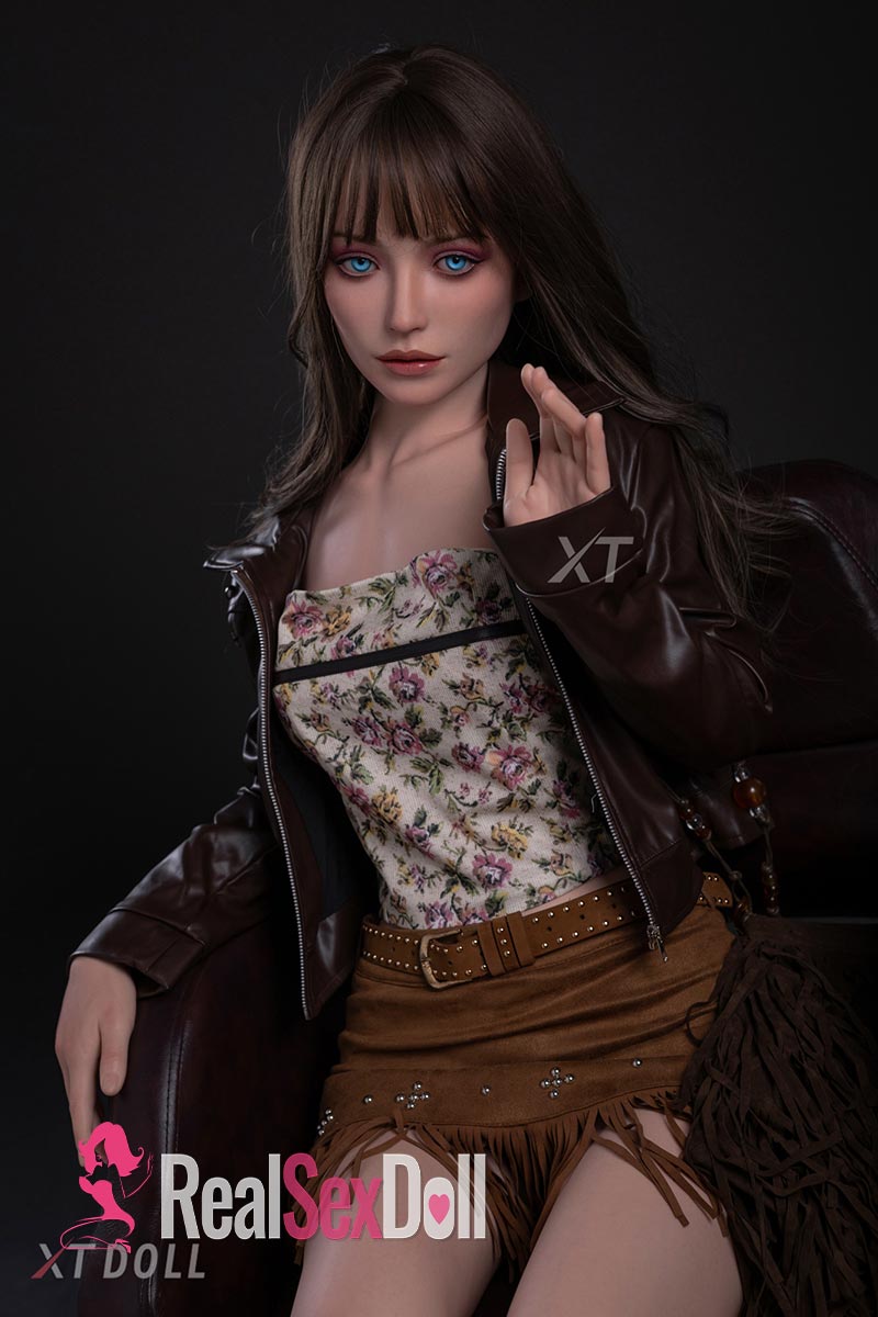 161cm (5ft3) B-Cup Full Silicone Sex Doll Carey With Head #XT-2-C vista 3