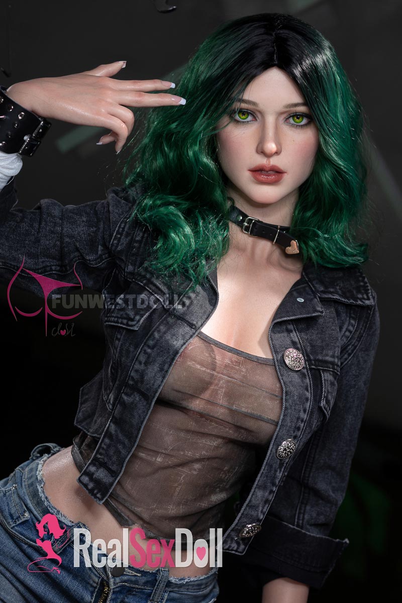157cm / 5ft2 D-Cup Silicone Sex Doll Alexa