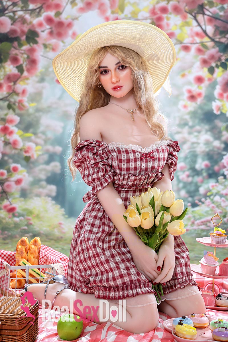 162cm / 5ft4 Hybrid Sex Doll Tina with Head S45 vista 3