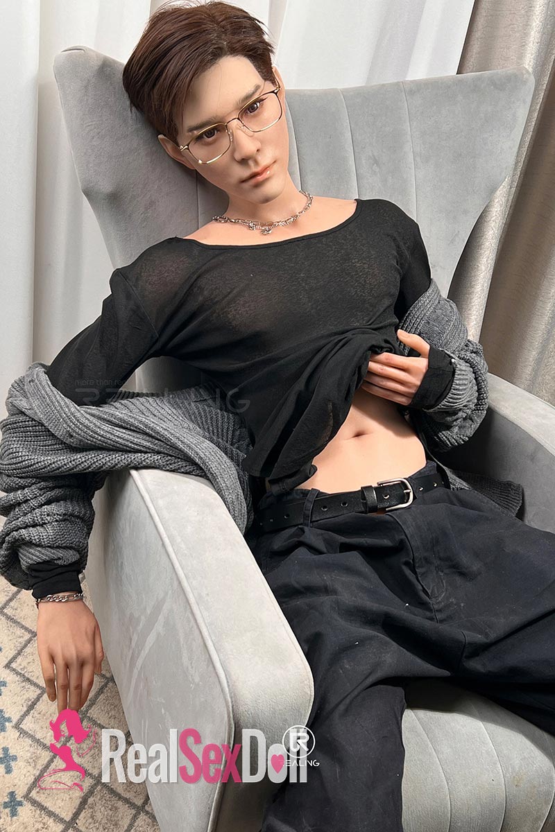 170cm / 5ft7 Male Silicone Sex Doll Lynn vista 4