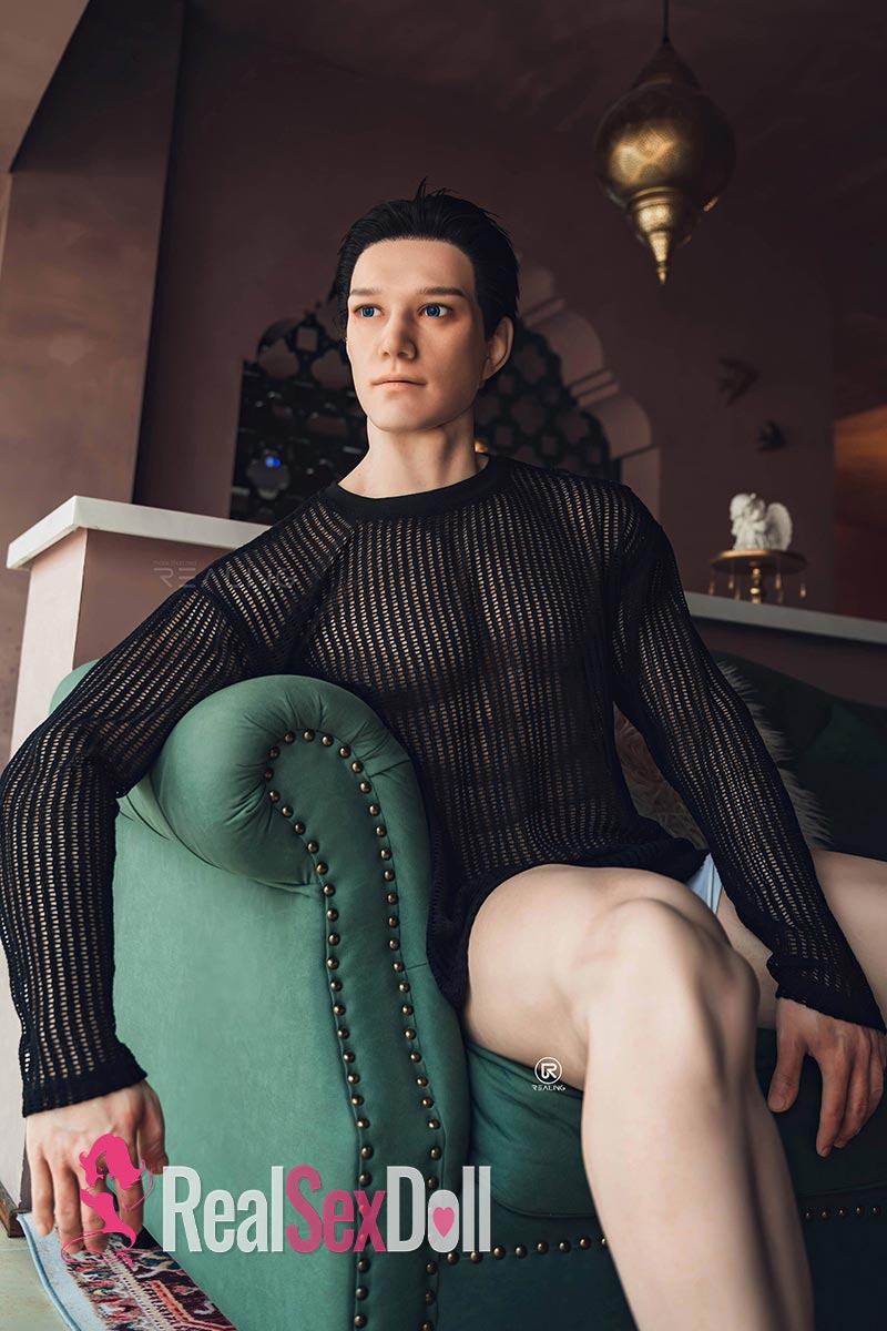 180cm / 5ft11 Male Silicone Sex Doll Robin vista 8