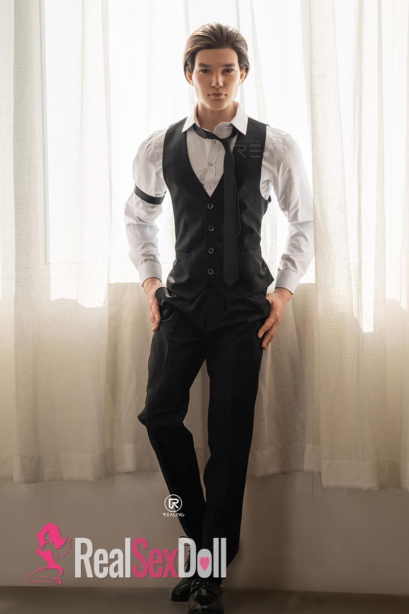 175cm / 5ft7 Male Silicone / Hybrid Sex Doll Regan vista 4