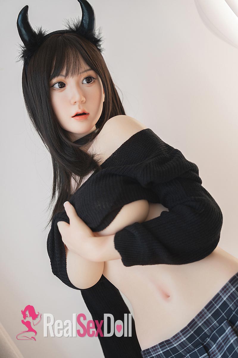 158cm / 5ft2 D-Cup Asian Silicone Sex Doll Ann with ROS Head T10 vista 6