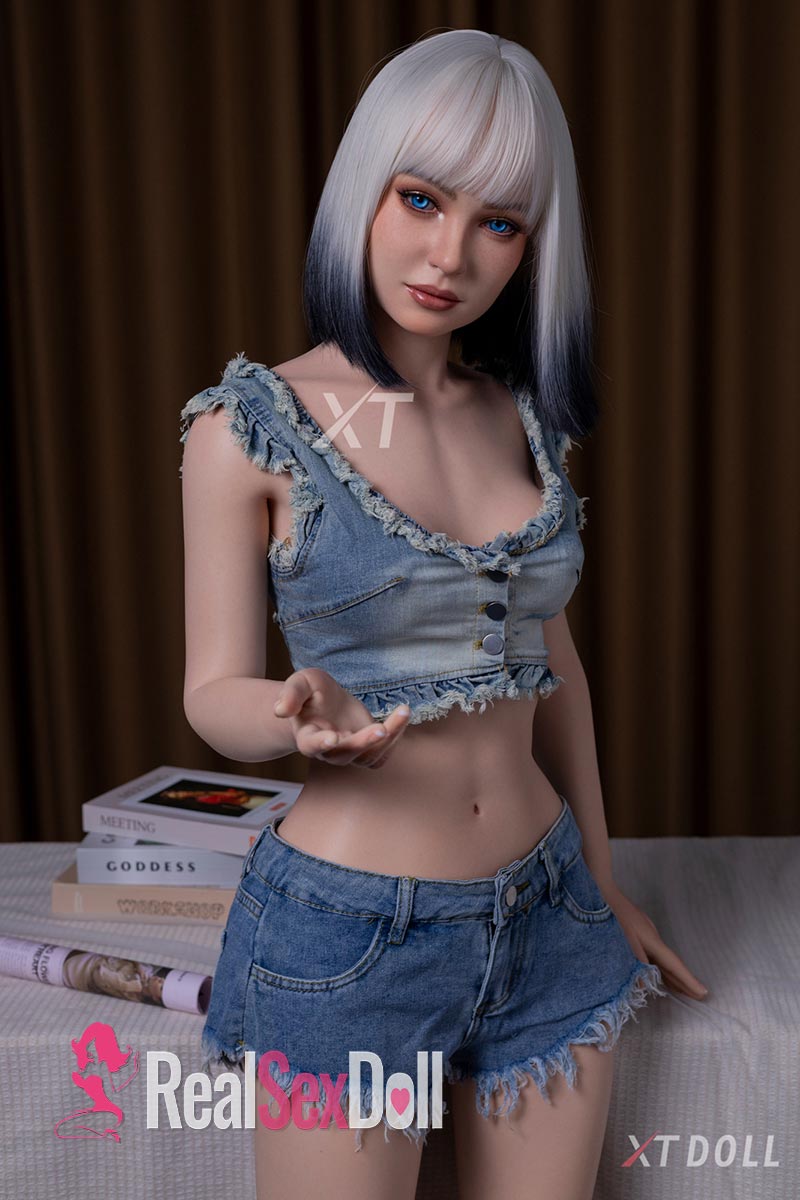 161cm / 5ft3 B-Cup Silicone Sex Doll Natalie With Head #XT-31-B vista 4