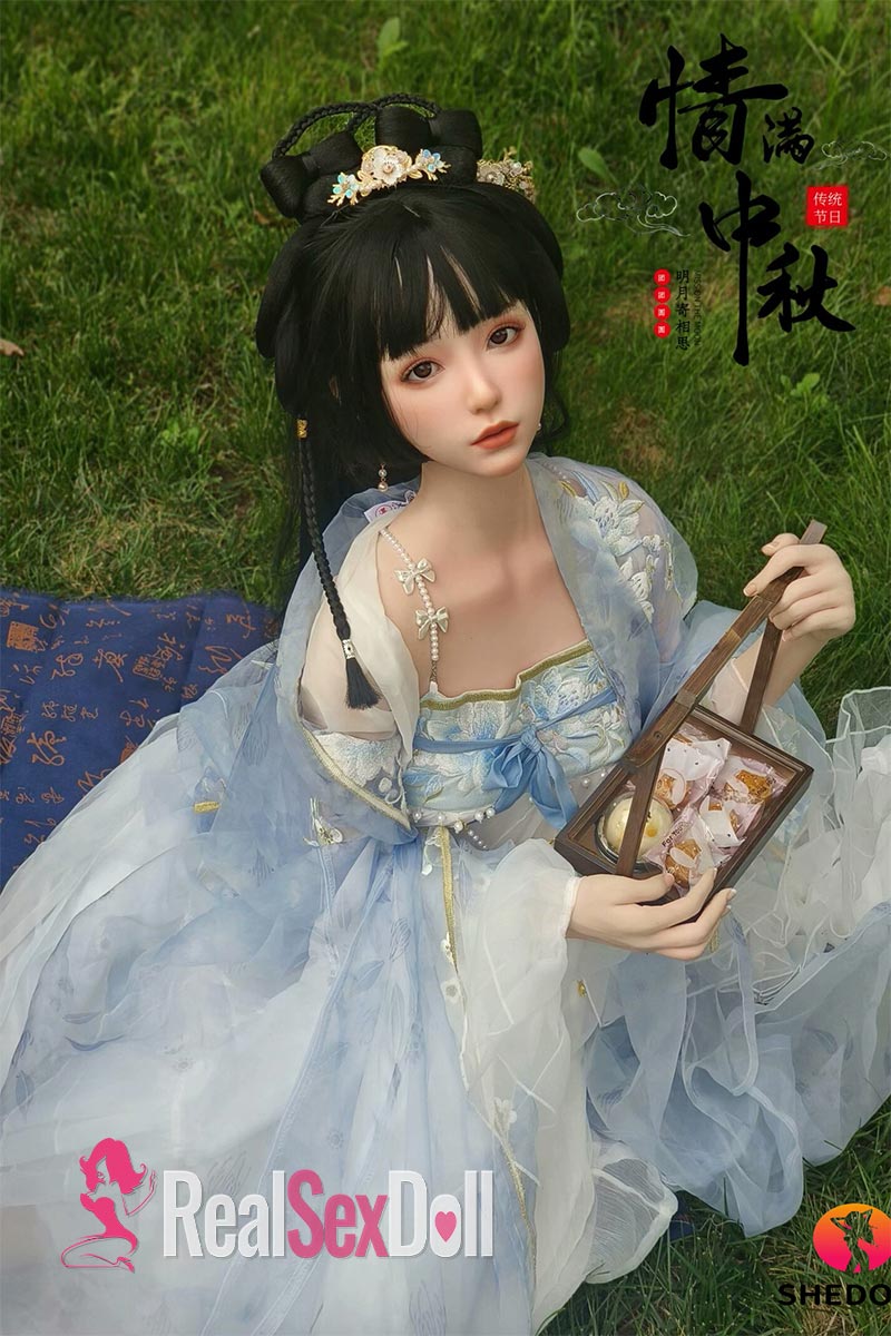 158cm / 5ft2 C-cup Silicone / Hybrid Sex Doll ChuYue vista 2