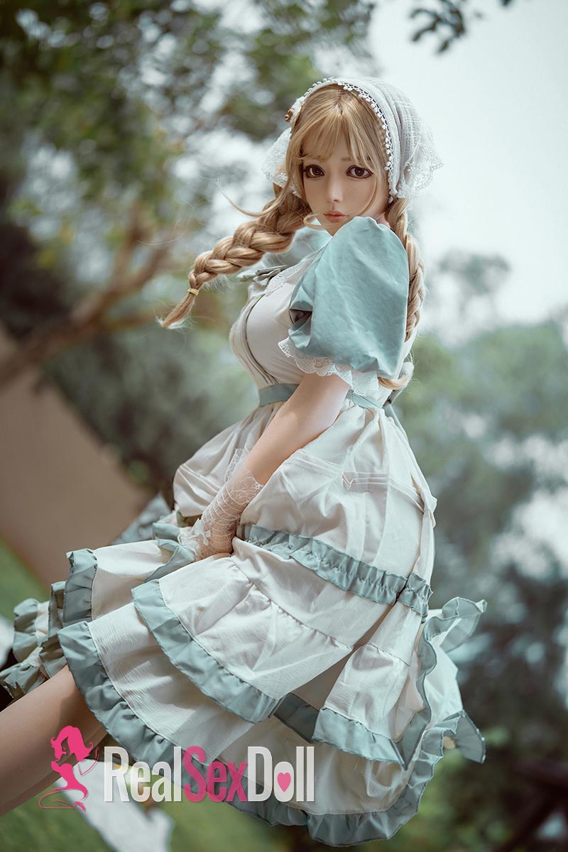 164cm / 5ft4 D-cup Silicone Sex Doll with Head #317 vista 4