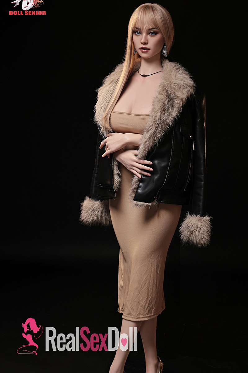 168cm / 5ft6 E-cup Silicone Sex Doll Bonnie vista 8