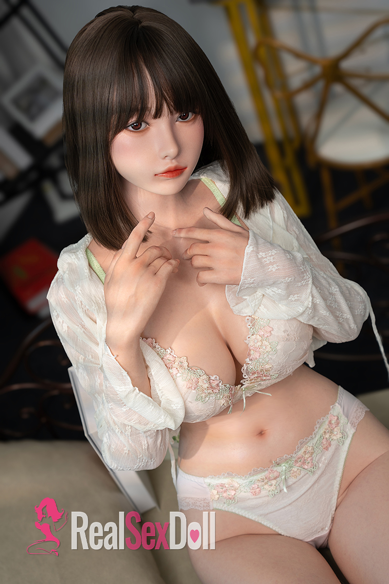 165cm / 5ft5 E-Cup Silicone Sex Doll Miyu with Head #XT-byb30-B vista 4