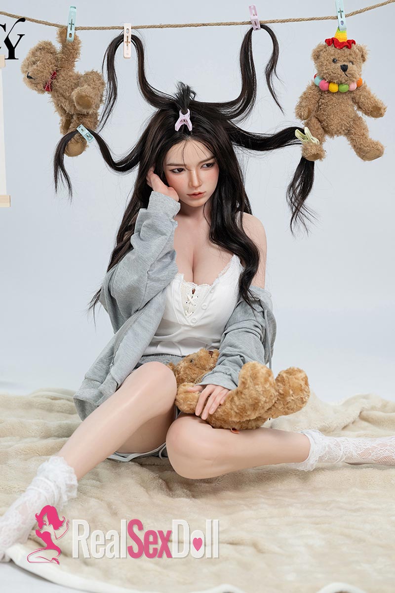 157cm / 5ft1 D-Cup Silicone Sex Doll Fairy vista 4