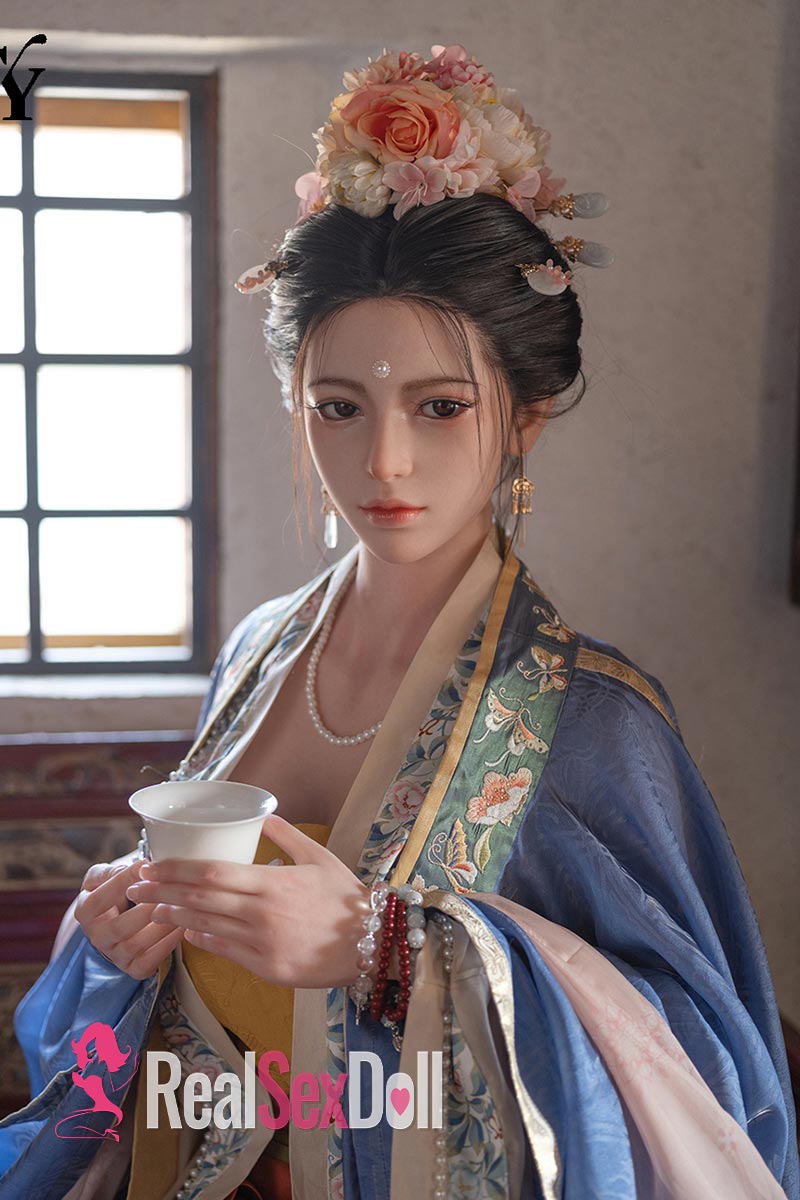 167cm / 5ft6 D-Cup Silicone Sex Doll Wan vista 2