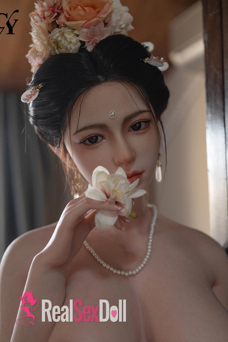 167cm / 5ft6 D-Cup Silicone Sex Doll Wan vista 6