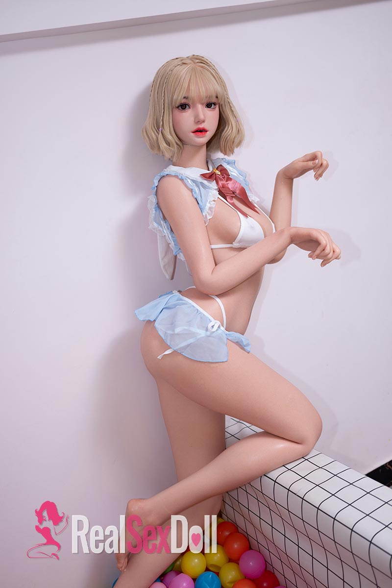 164cm / 5ft4 B-Cup Silicone Sex Doll Kali with ROS Head T35 vista 5