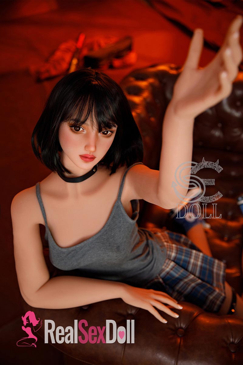 166cm / 5ft5 F-cup TPE Sex Doll Avery.A with Head #131 vista 6