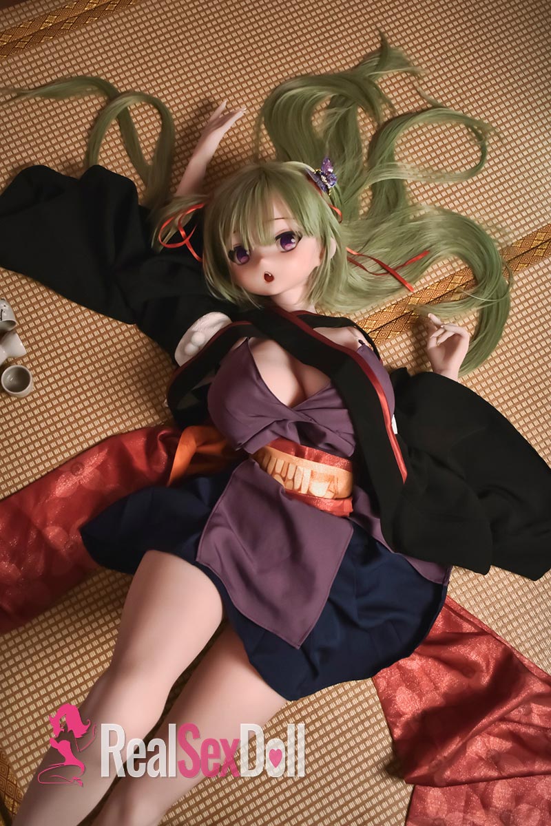 148cm / 4ft10 L Silicone Sex Doll Amano Minami with Head RAD019 vista 2