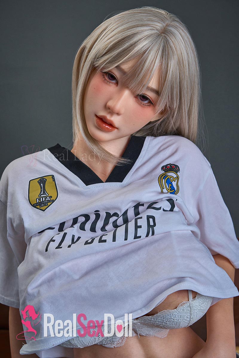 159cm / 5ft2 Silicone Sex Doll Yuna with Head T1 vista 3