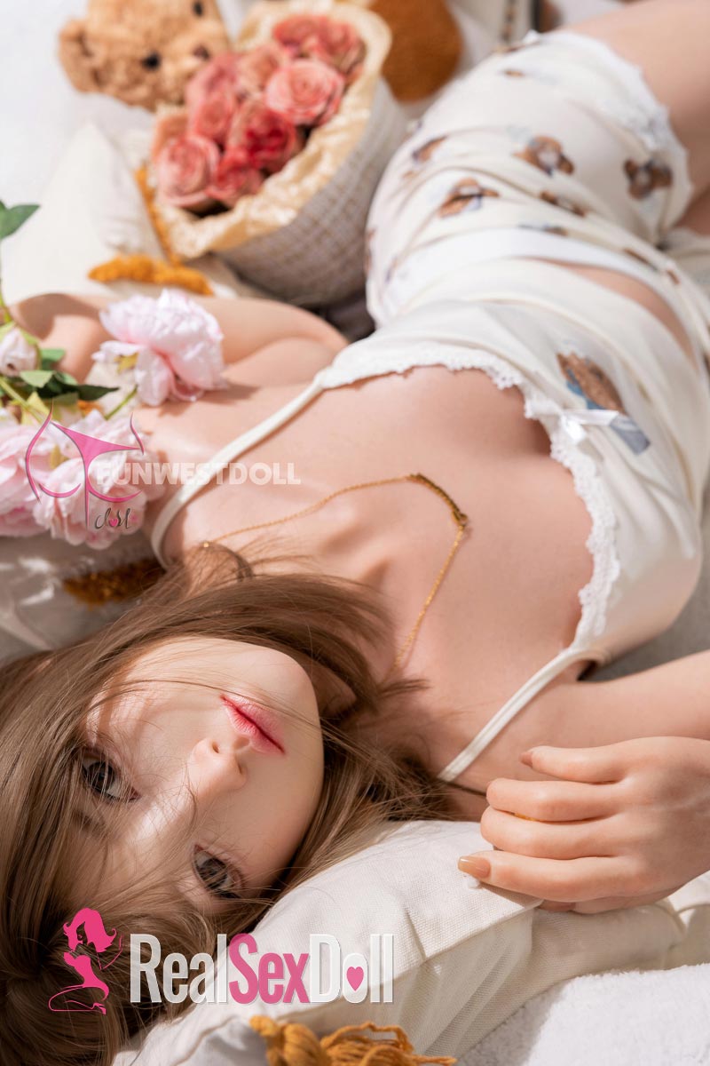 159cm / 5ft2 A-Cup Silicone Sex Doll Amy with Head #041S vista 6