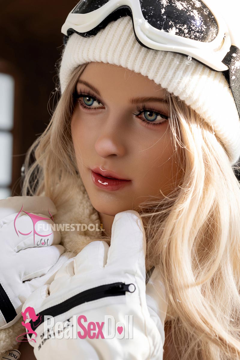 163cm / 5ft4 G-cup TPE Sex Doll Eira with Head #051 vista 3