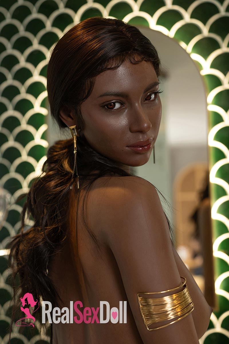 170cm / 5ft7 C-Cup Ebony Sex Doll Zaria vista 4