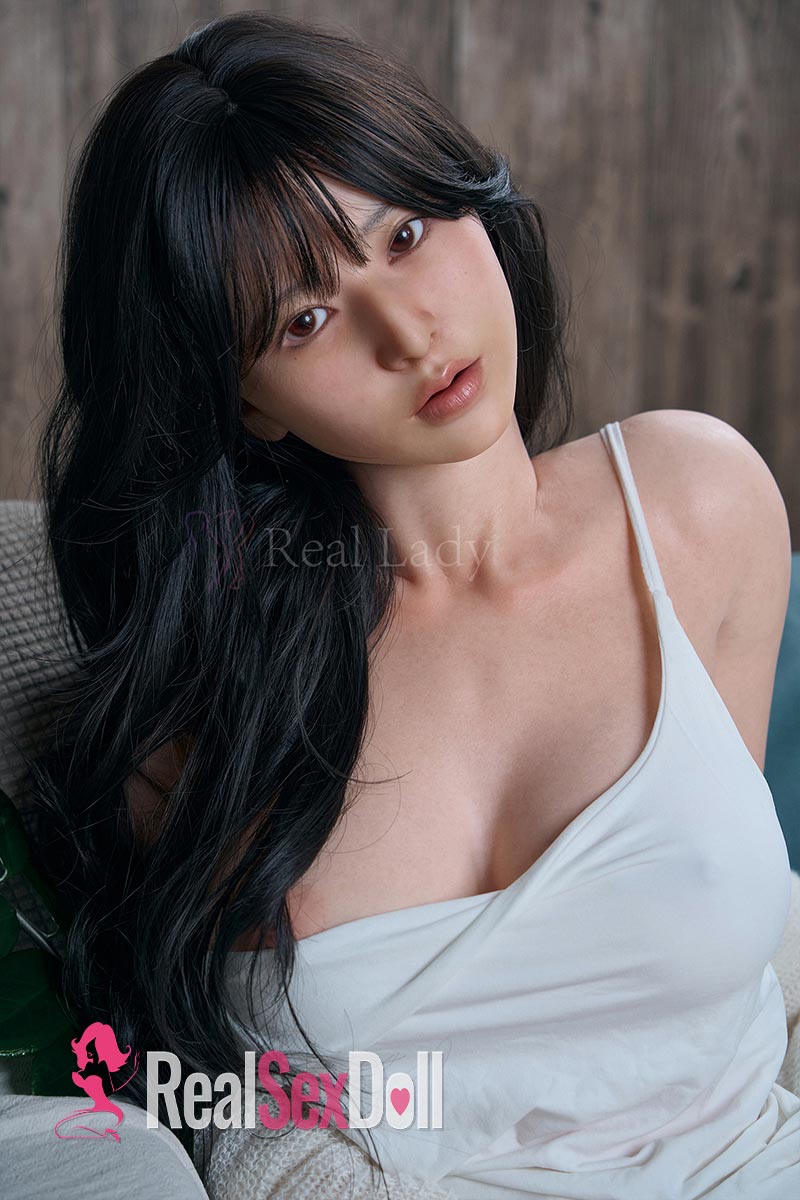150cm / 4ft11 Silicone Sex Doll Shizuka with Head R7 vista 6
