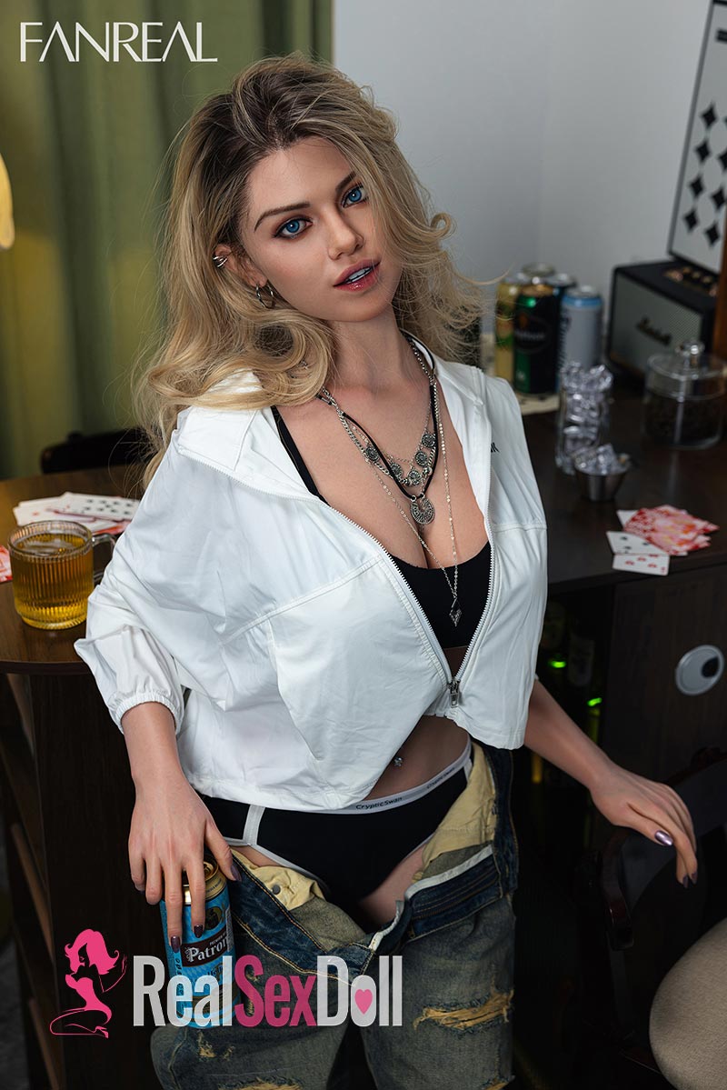 168cm / 5ft6 F-cup Silicone Sex Doll Maria (ROS Available) , Tanned Skin vista 5