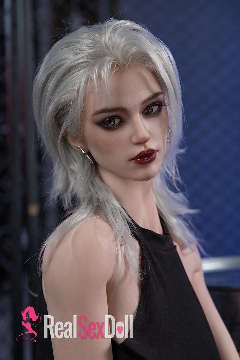 168cm / 5ft6 F-Cup Silicone Sex Doll Isabella — 168cm HYBRID