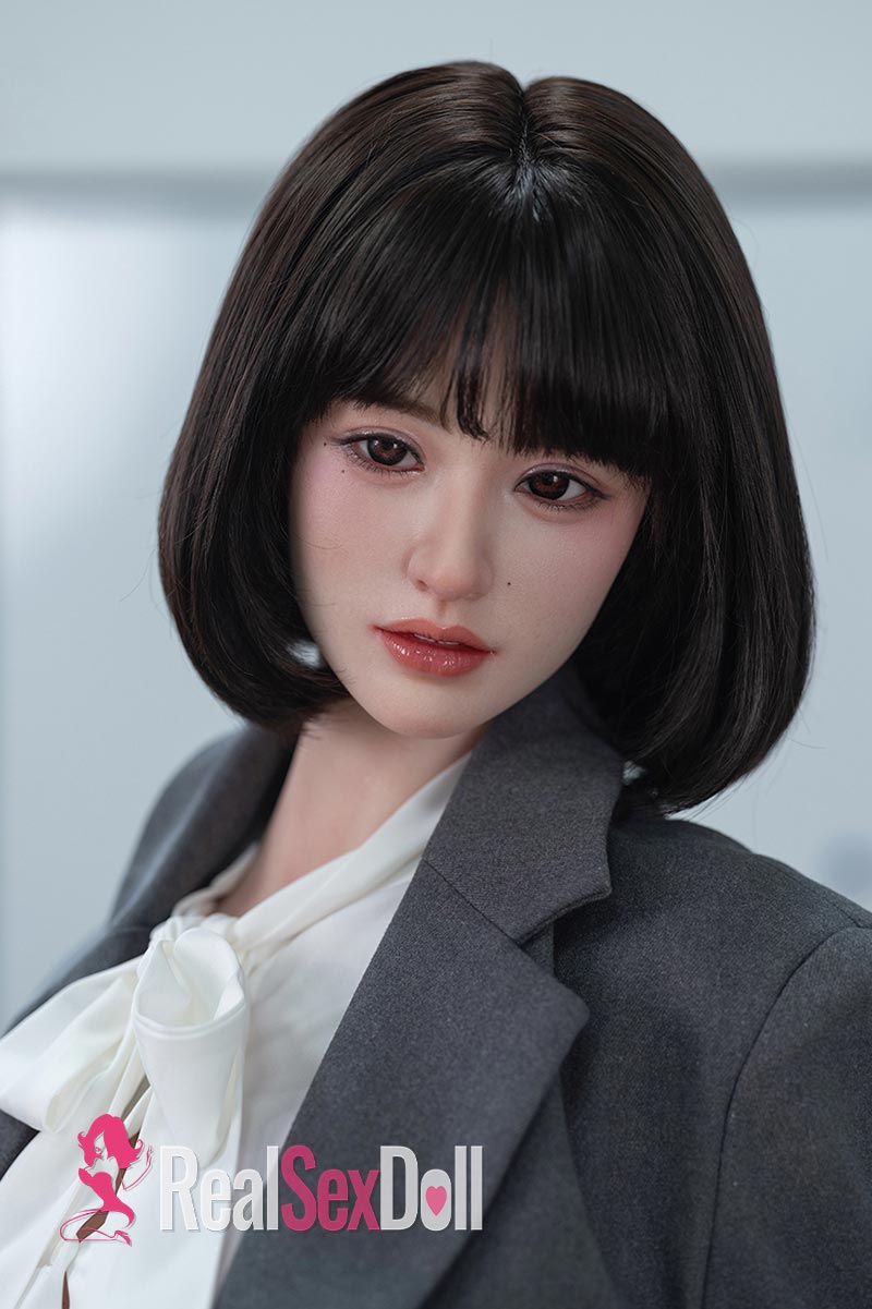 168cm / 5ft6 F-Cup Asian Sex Doll Shikukawa Yuri vista 2