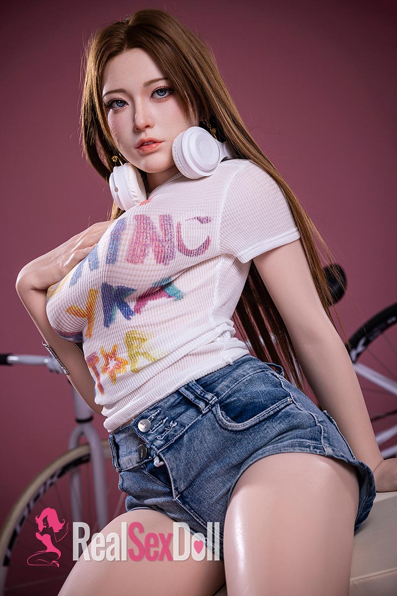 171cm / 5ft7 D-Cup Hybrid / Silicone Sex Doll MiaoYu vista 5