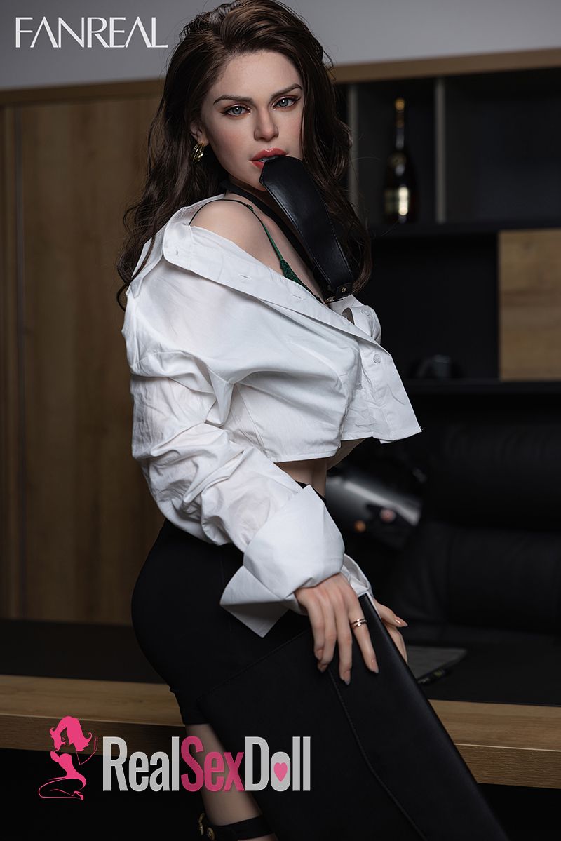 170cm / 5ft7 D-cup Silicone Sex Doll Gina (ROS Available) vista 7
