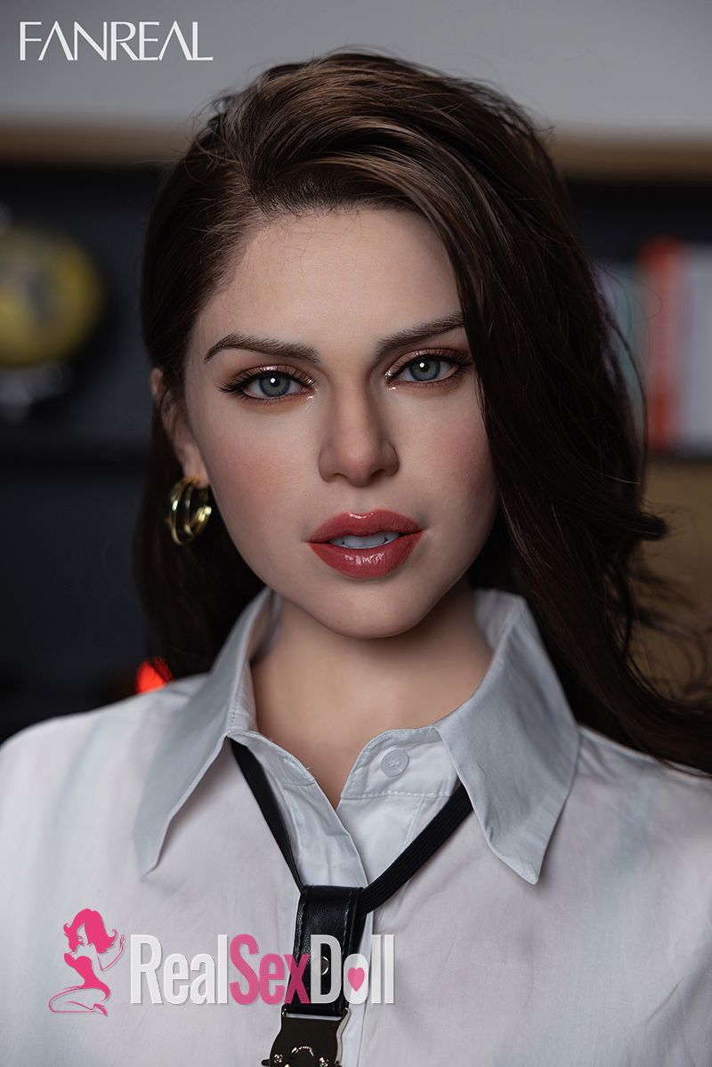 170cm / 5ft7 D-cup Silicone Sex Doll Gina (ROS Available) vista 3
