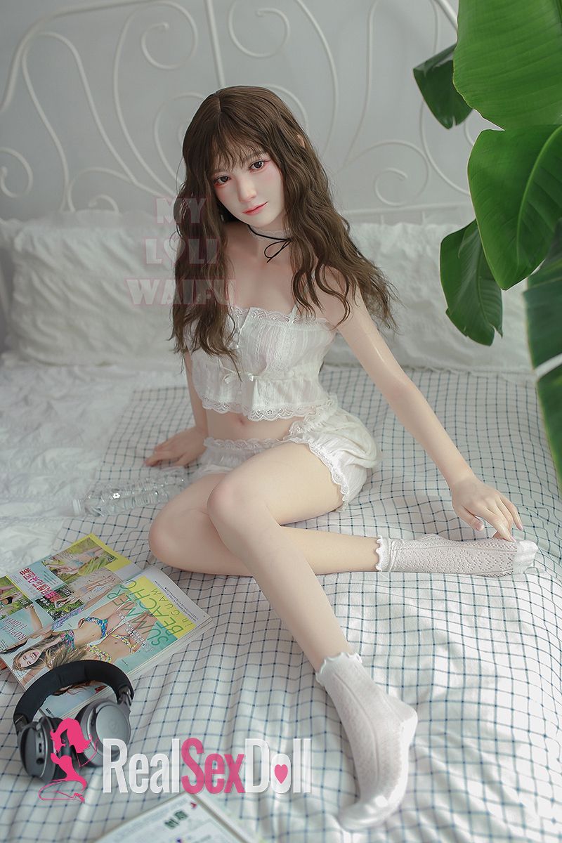 150cm / 4ft11 B-cup Silicone Sex Doll Runa With Head #102B (ROS Available) vista 3