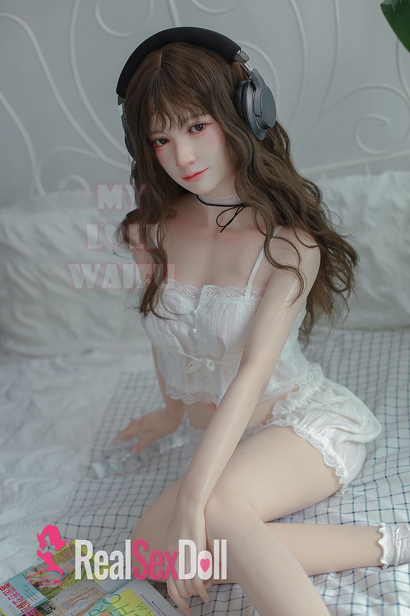 150cm / 4ft11 B-cup Silicone Sex Doll Runa With Head #102B (ROS Available)