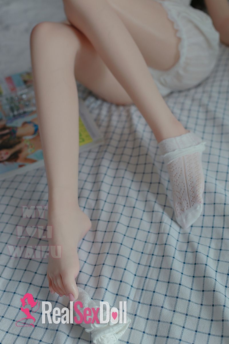 150cm / 4ft11 B-cup Silicone Sex Doll Runa With Head #102B (ROS Available) vista 8