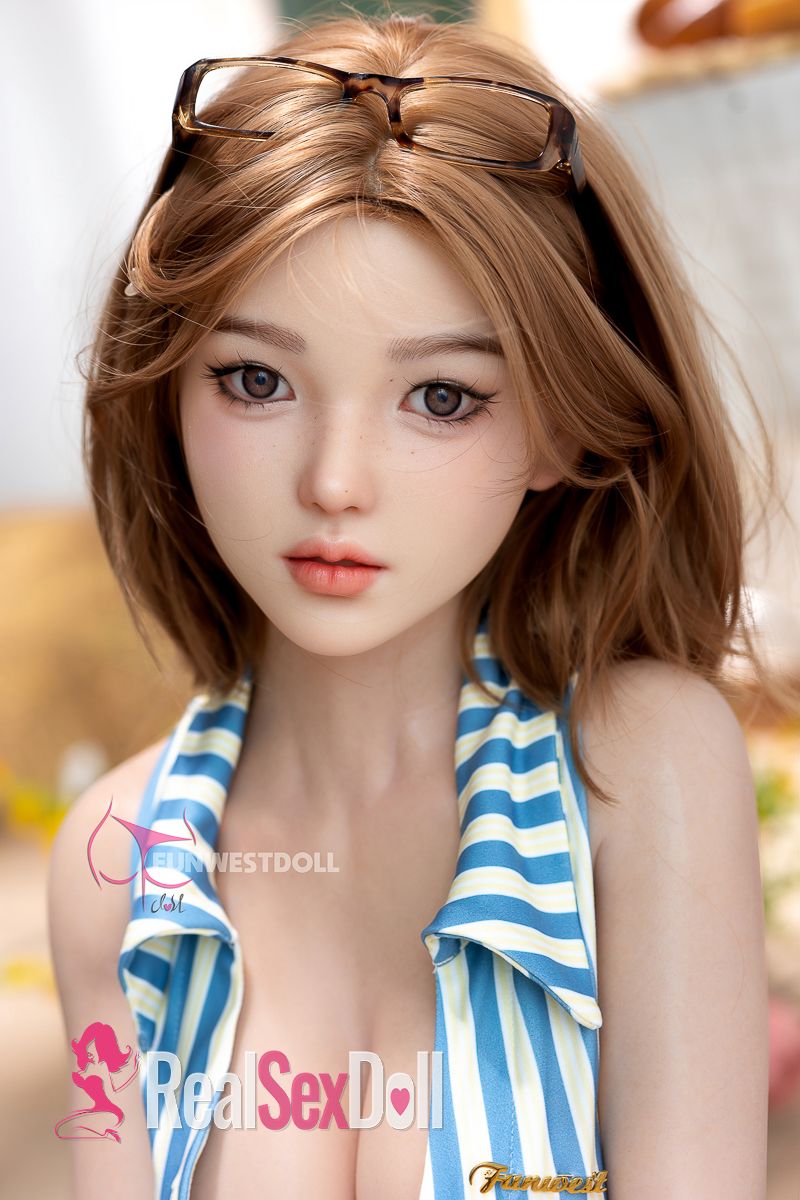 152cm / 4ft11 D-Cup Silicone Sex Doll Nika with Head #053S [EU Stock] vista 3