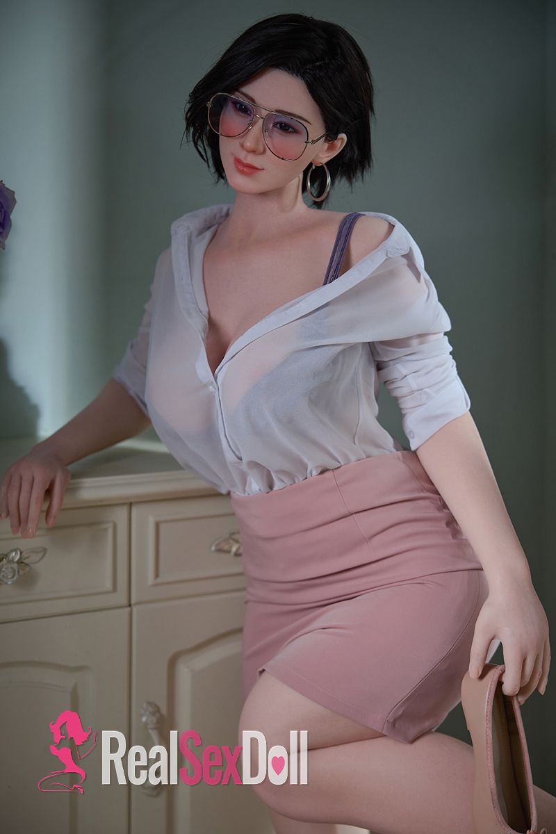 165cm / 5ft5 G-Cup Hybrid Sex Doll Hao vista 5
