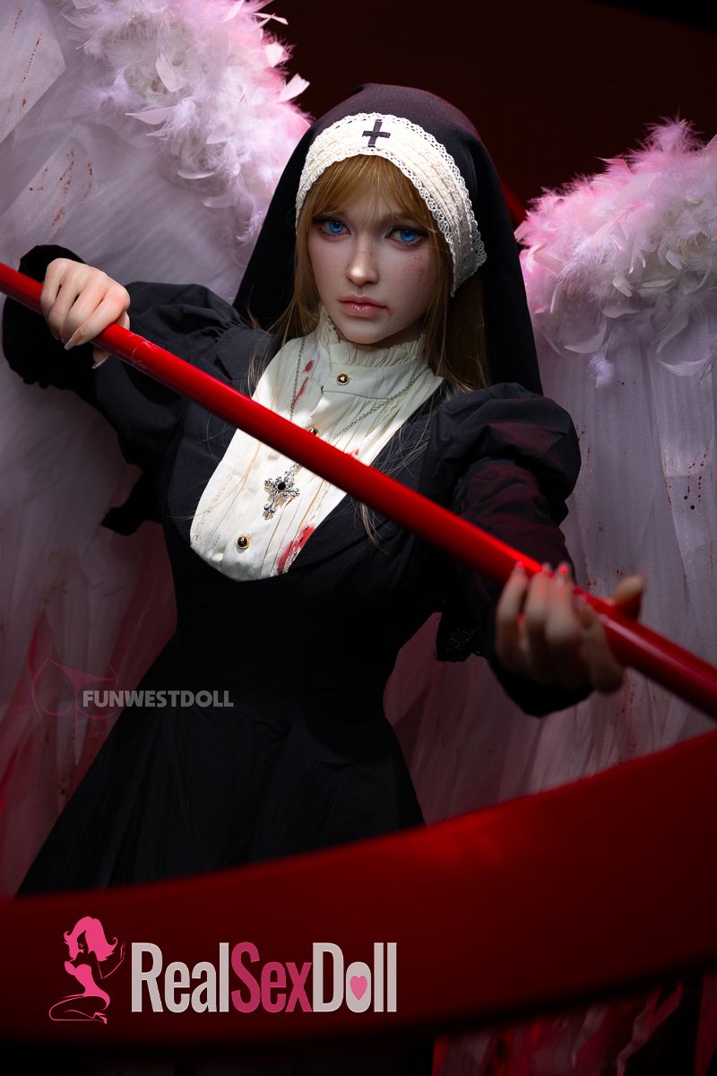 159cm / 5ft2 A-Cup Silicone Sex Doll Bella with Head #037S (Real Skin Texure) vista 2