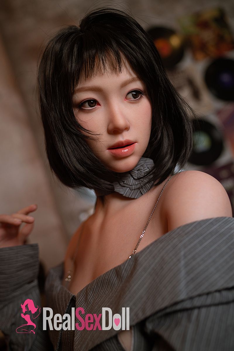 162cm / 5ft3 D-Cup Silicone Sex Doll Nicole with Head GE68_1 (Only Inspiration 2.0 Available) vista 2