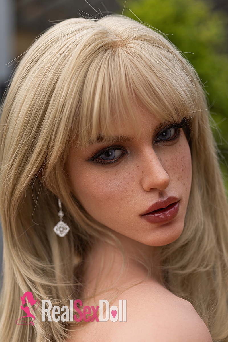 172cm / 5ft8 A-Cup Silicone Sex Doll Natasha, ROS Head Only vista 5