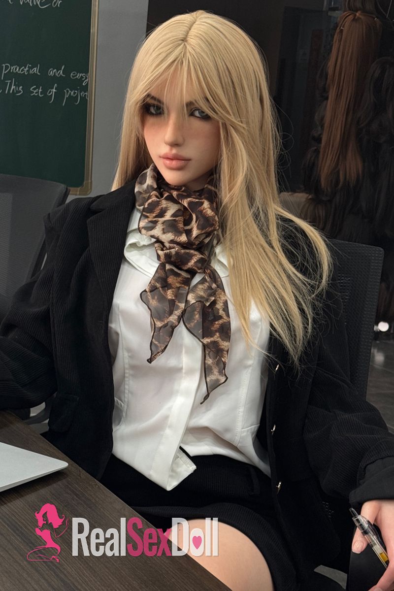 165cm / 5ft5 Real Skin Texture Silicone Sex Doll Mary (ROS Available), Max Series vista 4