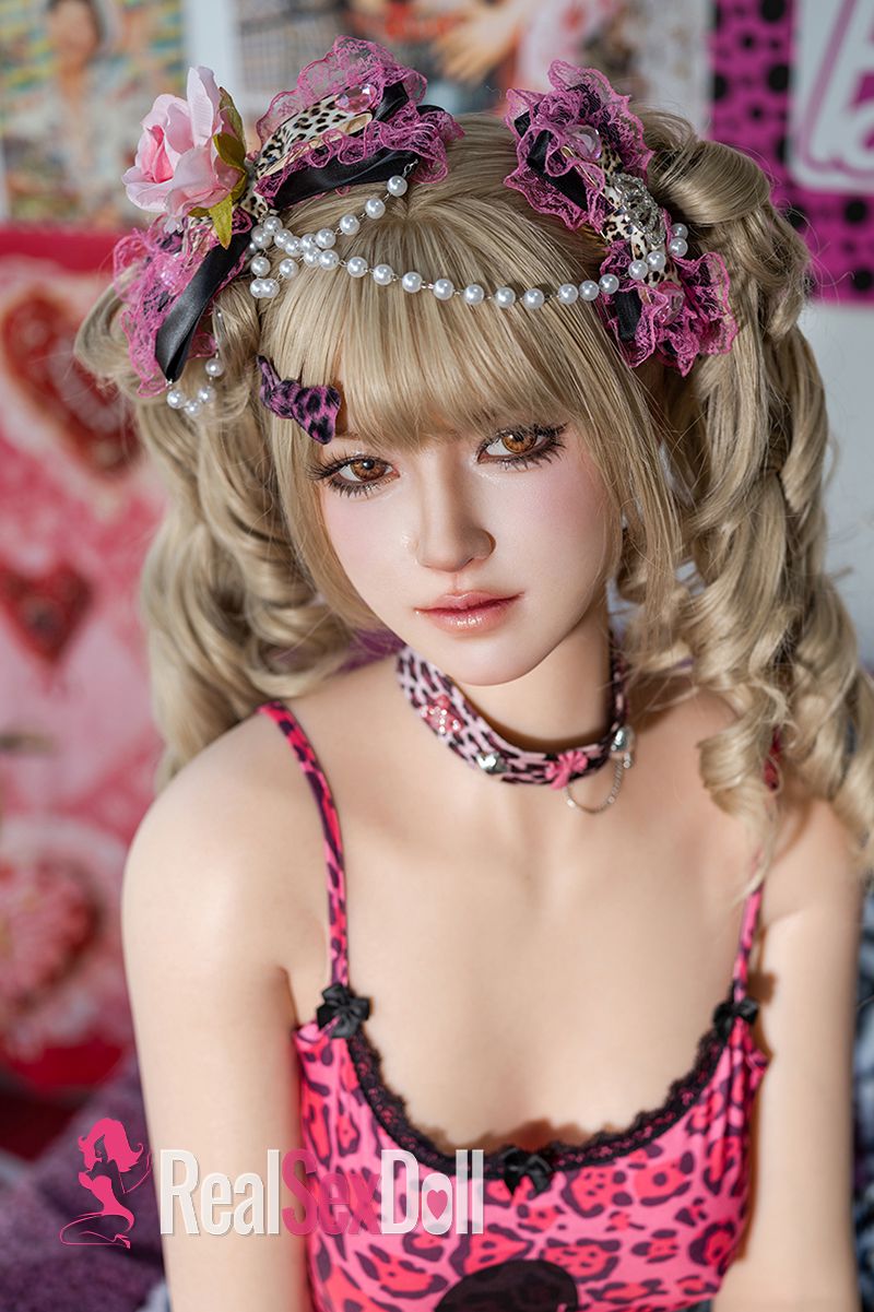 162cm / 5ft3 E-Cup Silicone Sex Doll Mai, ROS Available vista 2