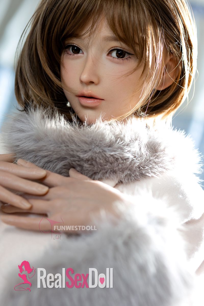 157cm / 5ft2 G-Cup Silicone Sex Doll Amy with Real Skin Texture, ROS Head (#041SJ) vista 3