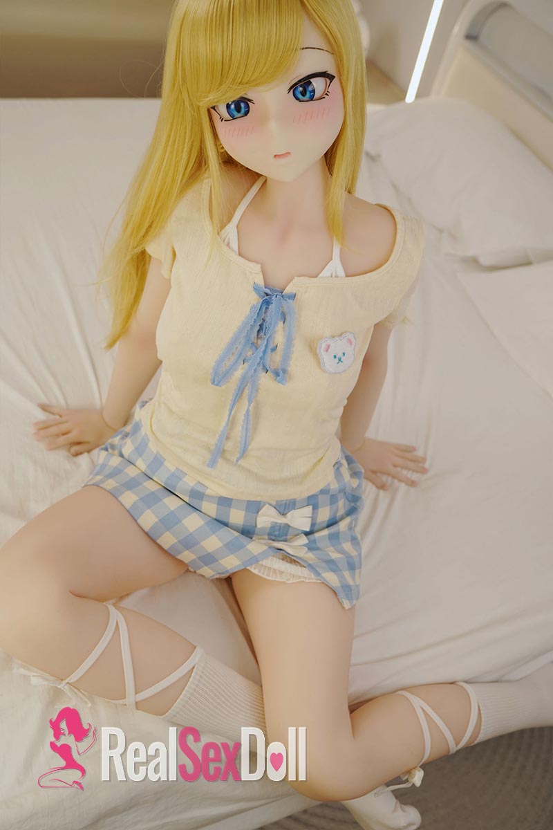 149cm/4ft11 B-Cup Anime S-TPE Sex Doll Akane vista 2