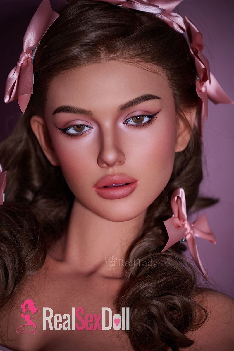 168cm / 5ft6 Silicone Sex Doll Celeste with ROS Max Head R4 vista 4