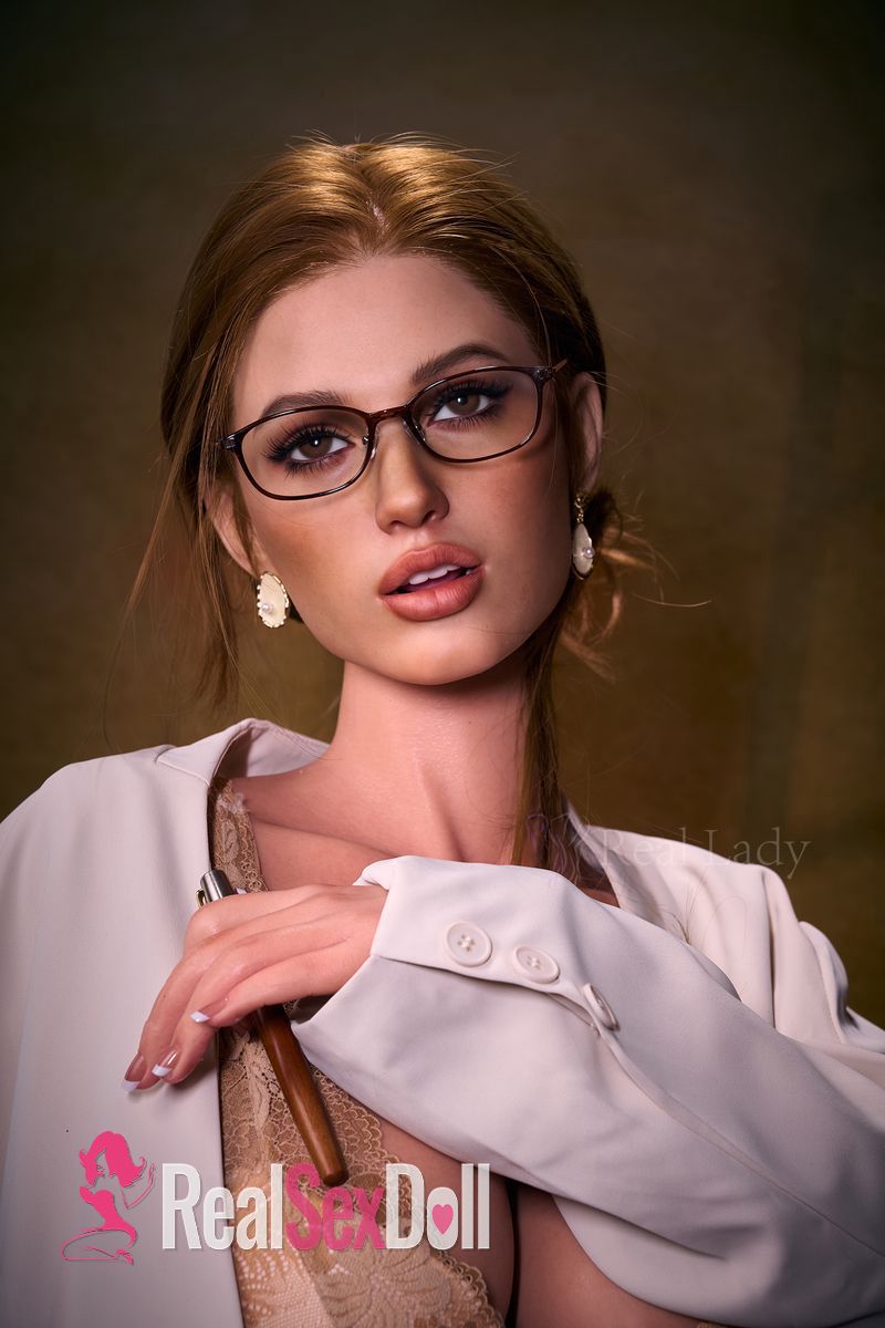 168cm / 5ft6 Silicone Sex Doll Bianca with ROS Max Head R17 vista 3