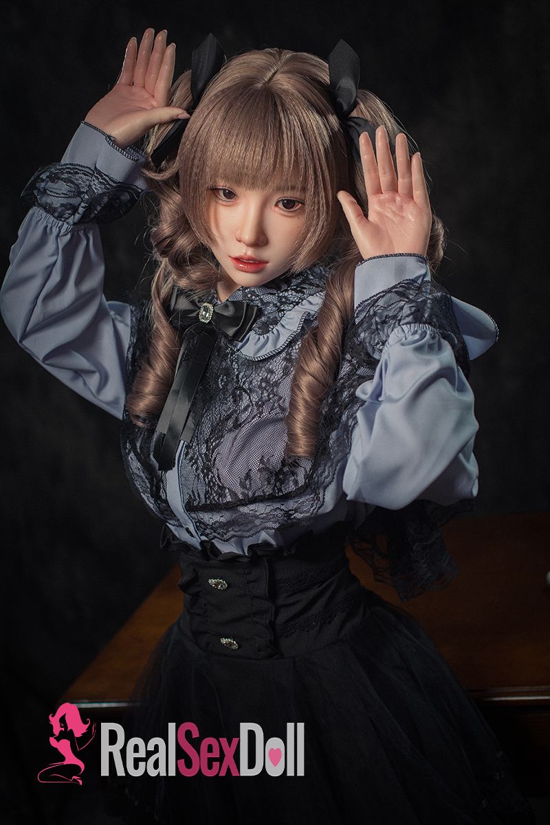 148cm / 4ft10 B-cup Silicone Sex Doll Miyu, Head #103B (ROS Only) vista 7