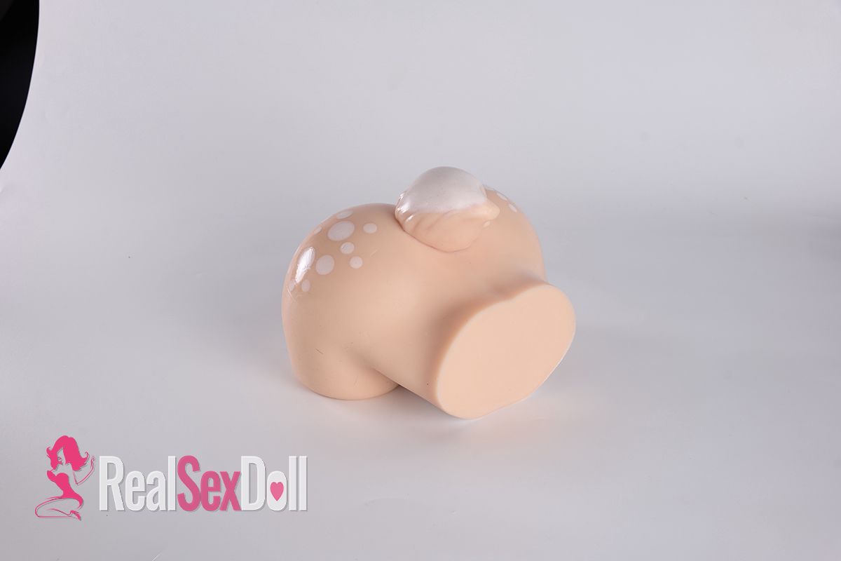 Doe: Silicone Deer Furry Torso Sex Toy vista 8
