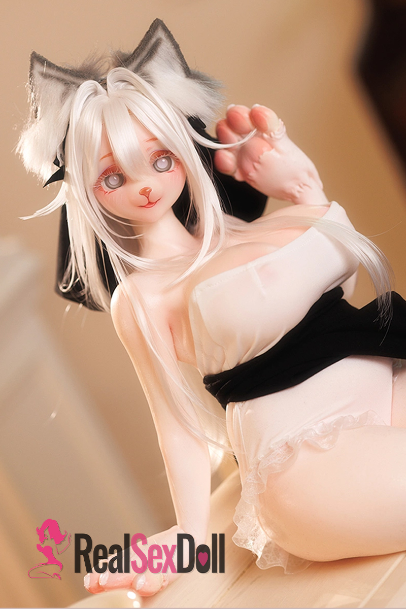 3.0 Nicole: Seamless Neck Furry Silicone Hentai Figure, 4.9kg(10.8 lbs)