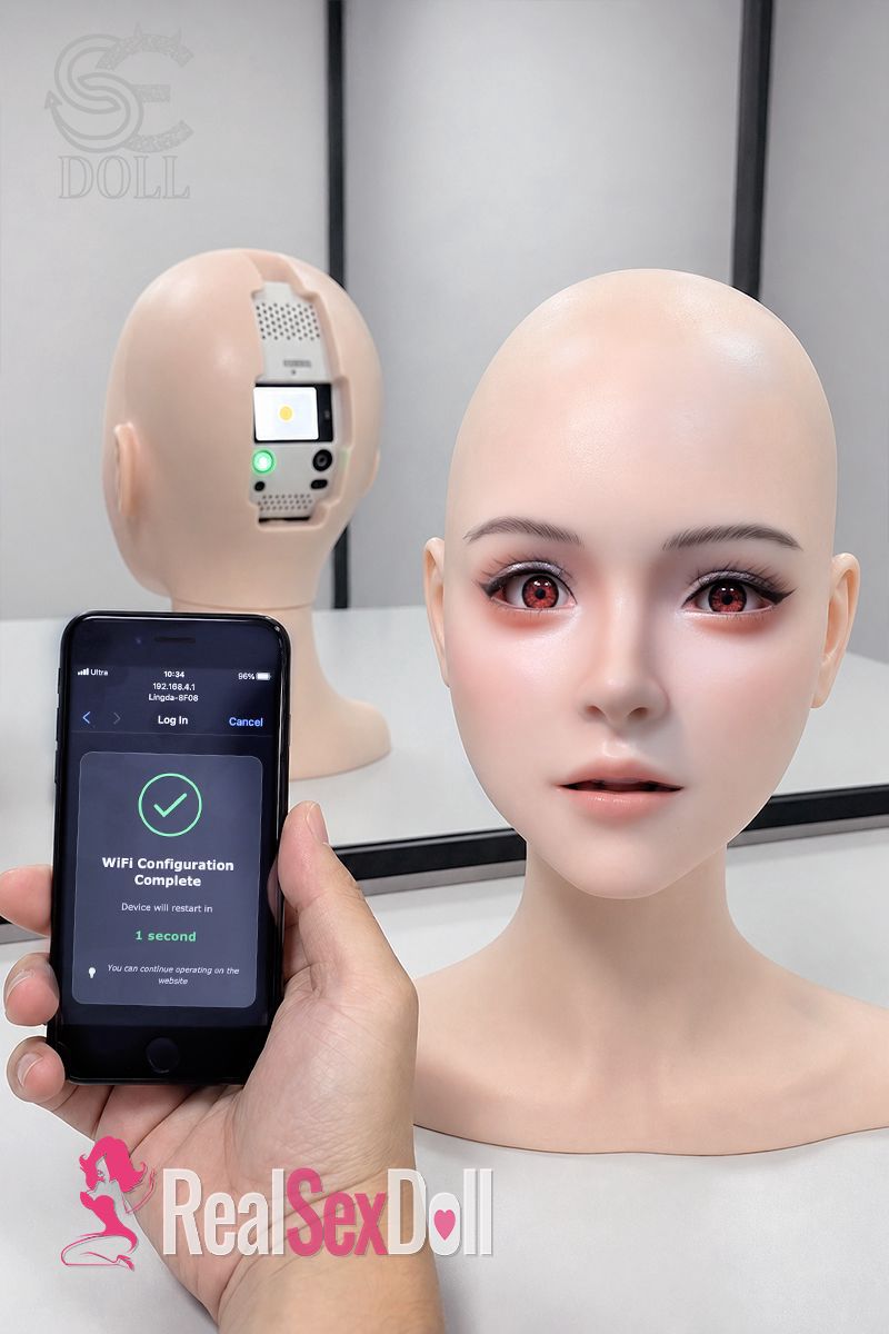 SE X-Bot AI Head Annika vista 2
